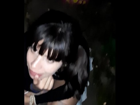 ❤️ Op der Strooss geschwollen Penis am Austausch fir Séissegkeeten ️ Häre Porno op lb.hochu-sex-tomsk.ru ❌